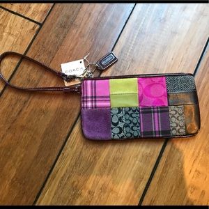 🔥NWT - Multi-Colored Coach Wristlet